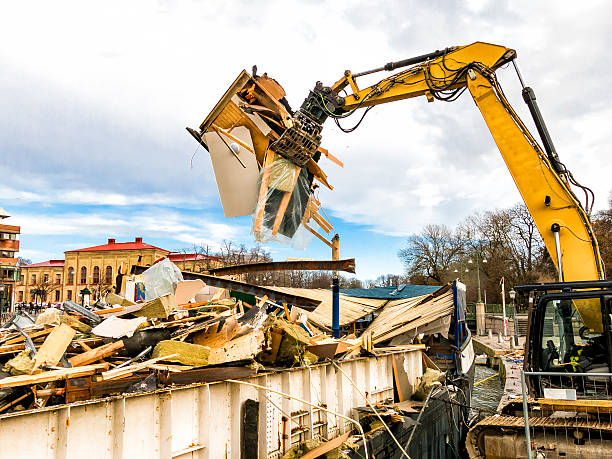 Best Construction Debris Removal  in Lino Lakes, MN